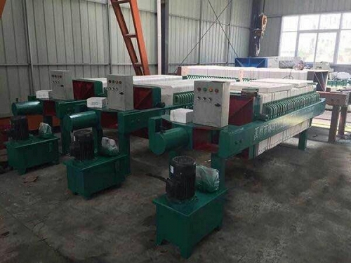 may-ep-bun-khung-ban-viet-nam-tam-nhua-may-ep-bun