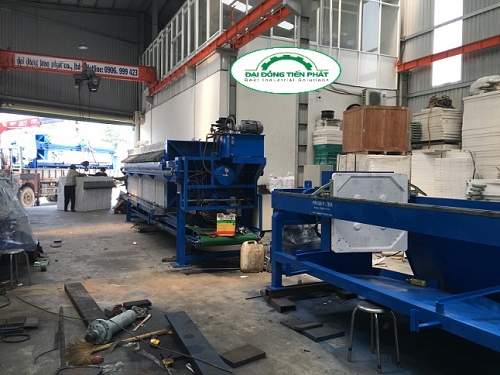 cong-cu-cua-may-ep-bun-khung-ban