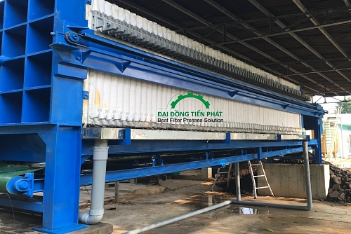 may-ep-bun-khung-ban-chinh-hang