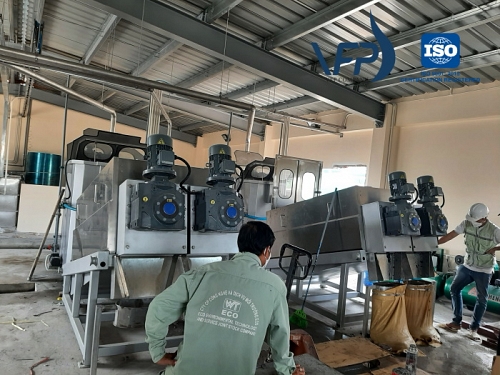 may-ep-bun-cho-nganh-san-xuat-hoa-dau